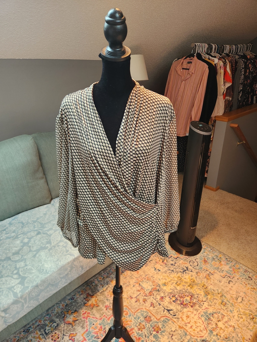 Chenault Black and Cream Geometric Faux Wrap Blouse 2X Plus New! Nwt